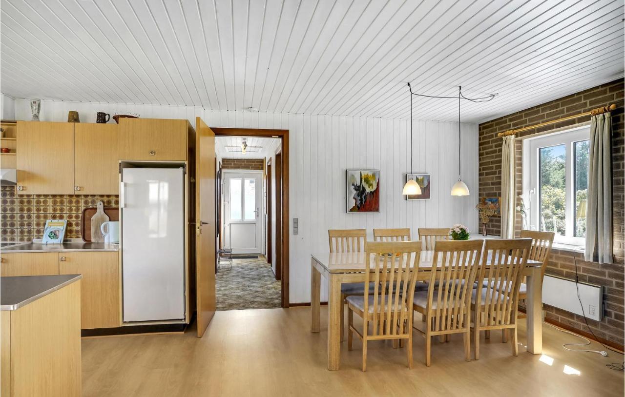 Cozy Home In Thisted With Wifi Клітмеллер Екстер'єр фото
